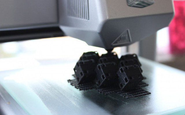 Переворот в области моды: текстильные файлы для 3D принтера Cube