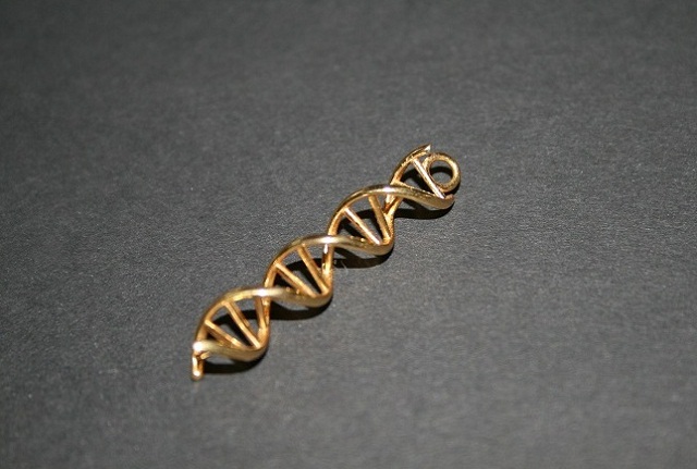 3D печатные декорации в виде ДНК