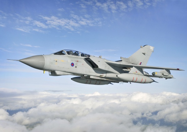 Английские истребители Торнадо с 3D печатными деталями прошли испытание полетом