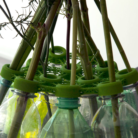 3D печать превращает пластмассовые бутылки в стильную вазу