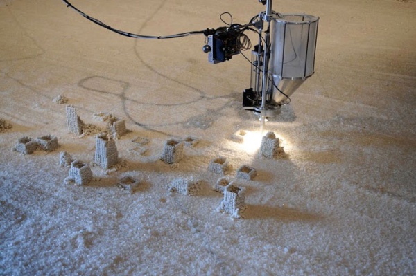 Огромный 3D принтер проекта Detritus печатает структуры из соли