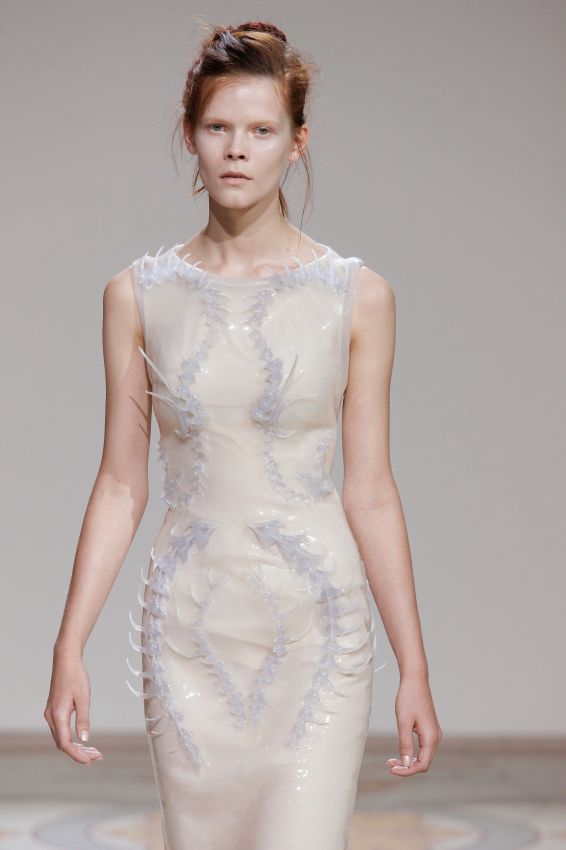 Айрис ван Херпен представила свое 1-ое гибридное 3D печатное платьице