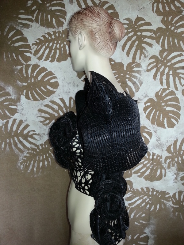 Поразительный 3D печатный пиджак представлен на Деньке Royal Ascot Ladies 2013