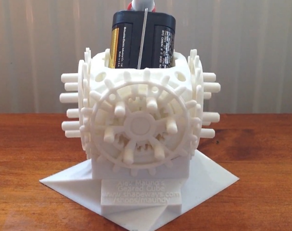3D печатный «механический кубик из 28 частей» работает автономно