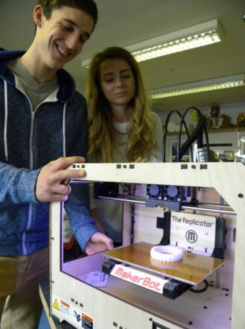 3D технологии интенсивно вводят в школах Англии